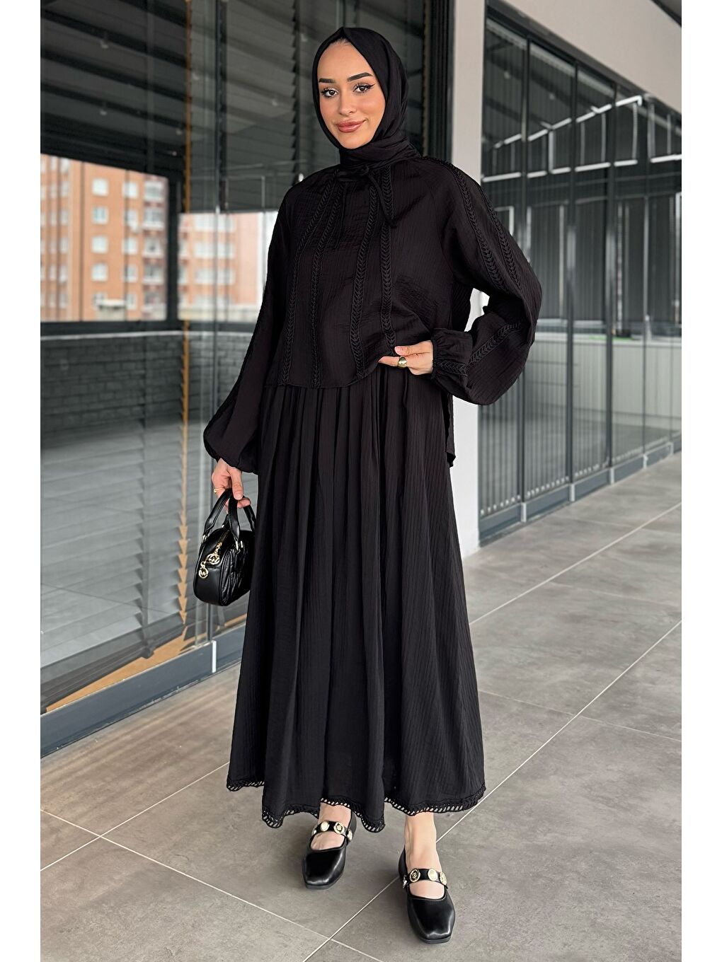 Siyah Yaka Bağlamalı Balon Kol Fistolu Bluz Etek Tesettür İkili Takım-1