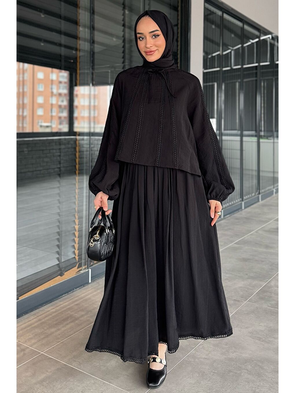 Siyah Yaka Bağlamalı Balon Kol Fistolu Bluz Etek Tesettür İkili Takım-2
