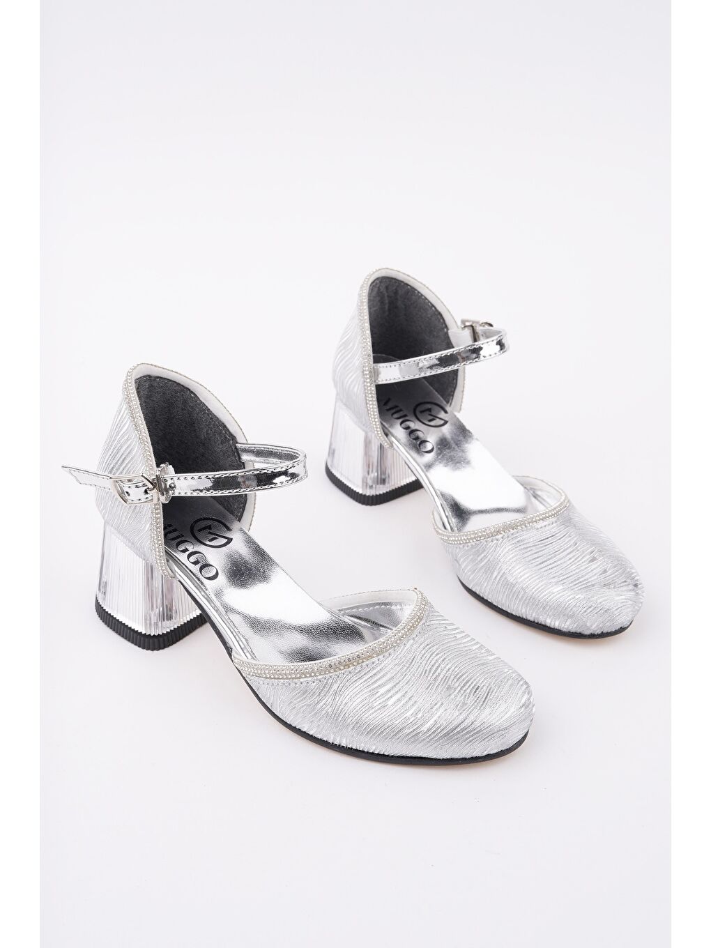 Gri BLOSSOM Bilekten Bağlamalı Simli Işıklı Kız Çocuk Kısa Topuklu Ayakkabı-1
