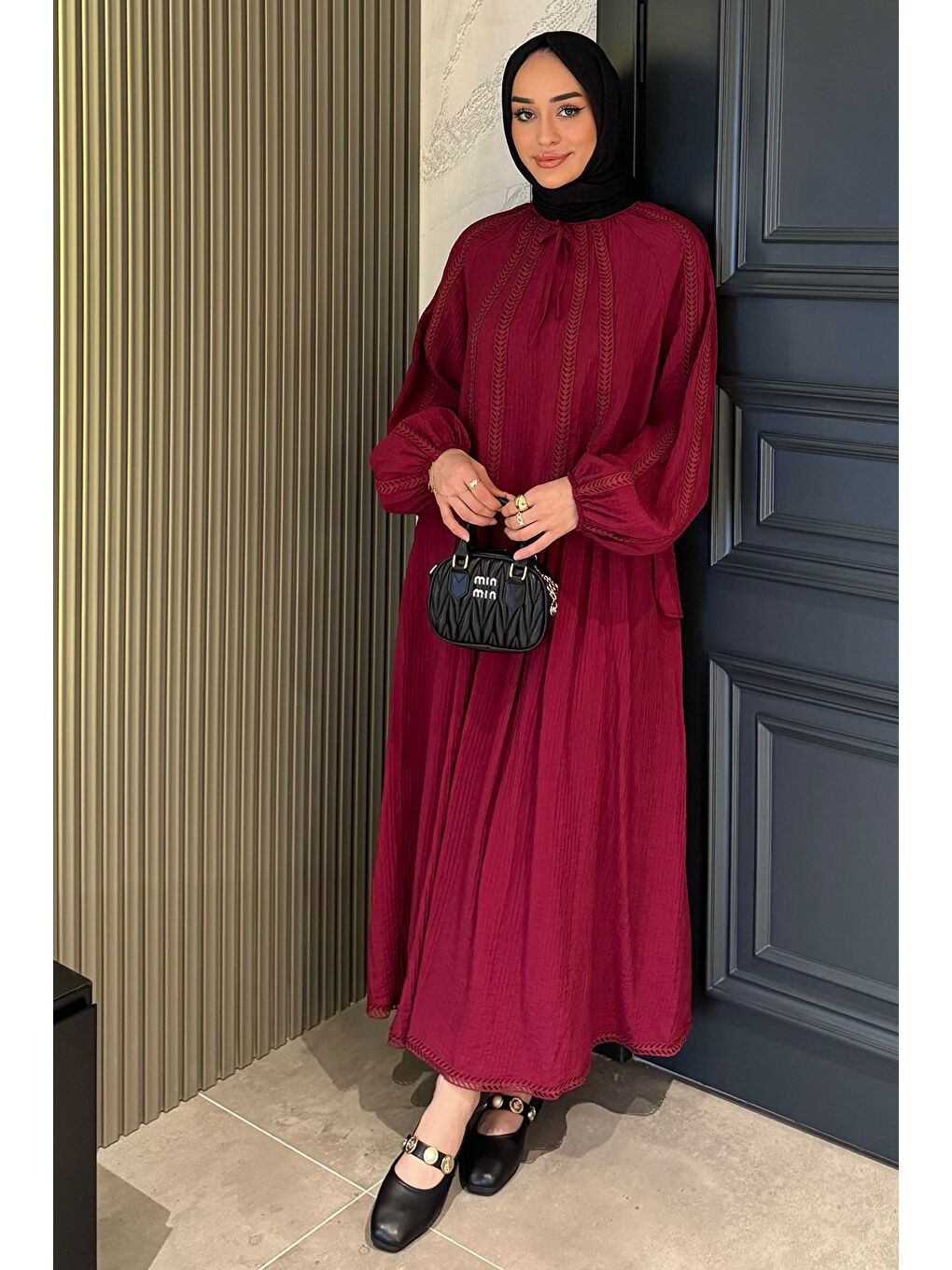 Mürdüm Yaka Bağlamalı Balon Kol Fistolu Bluz Etek Tesettür İkili Takım