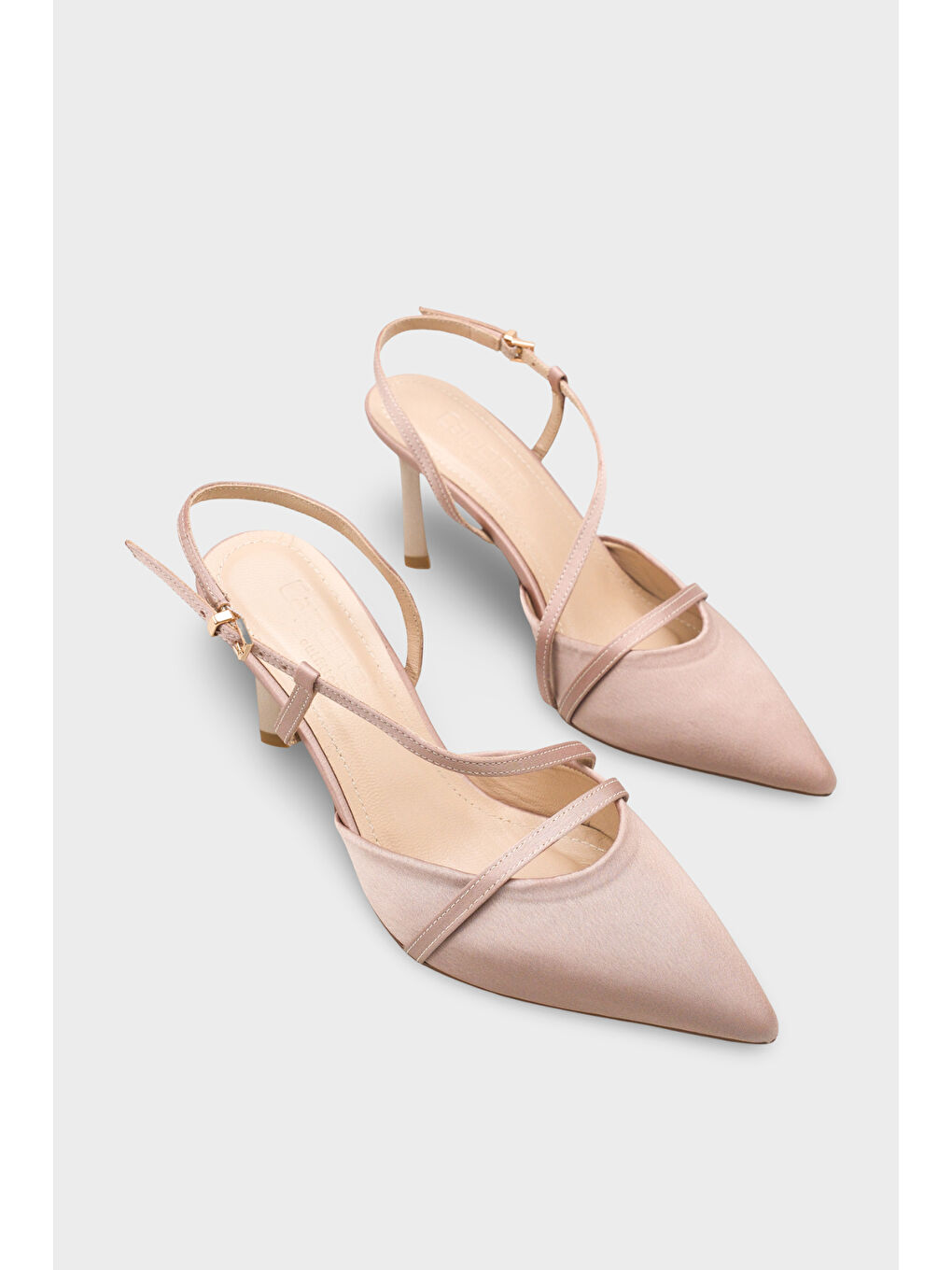 Bej Jodee Hakiki Deri Astarlı Sivri Burunlu Orta Topuklu Saten Arkası Açık Kadın Ayakkabı-1