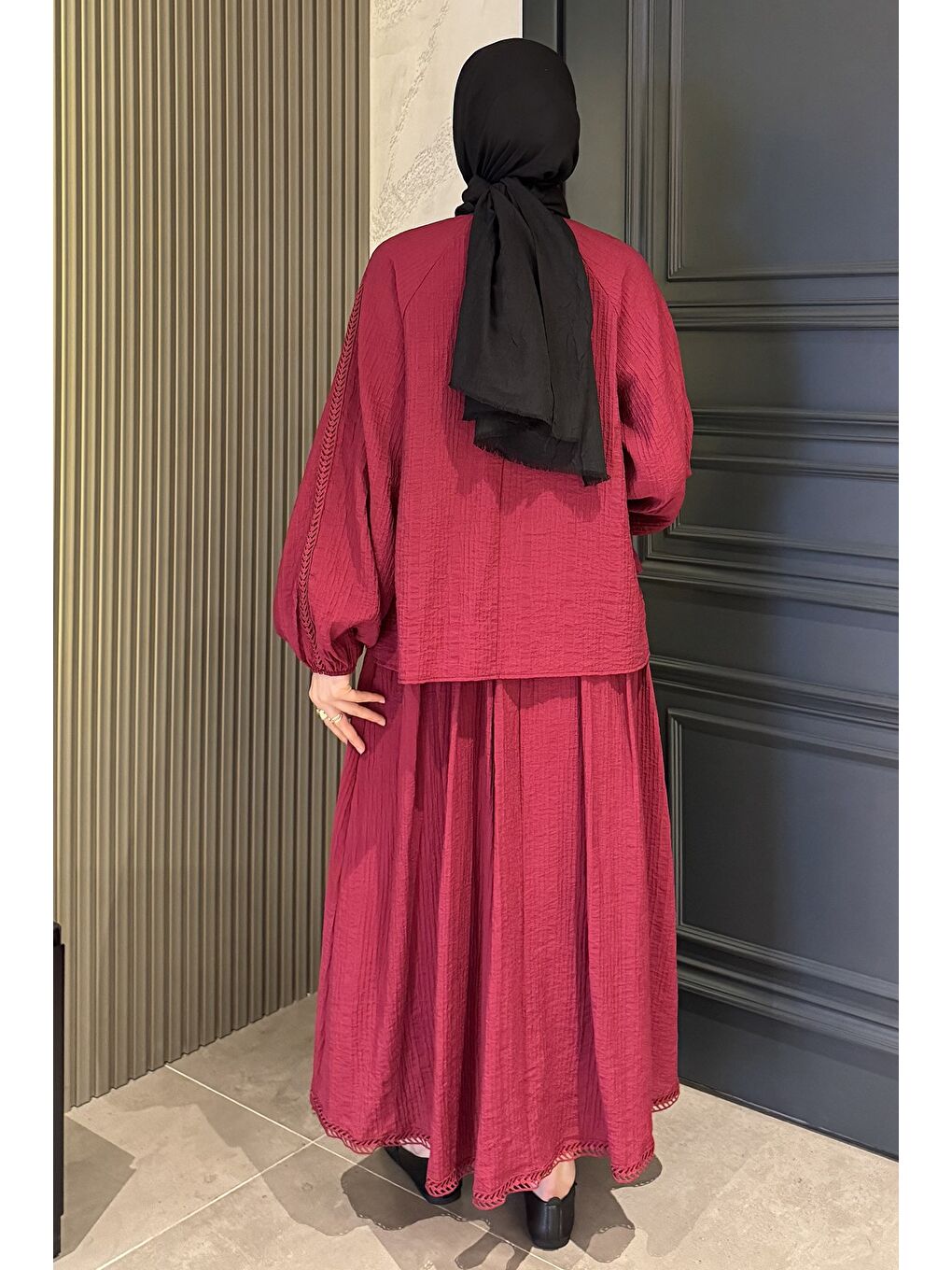 Mürdüm Yaka Bağlamalı Balon Kol Fistolu Bluz Etek Tesettür İkili Takım-6