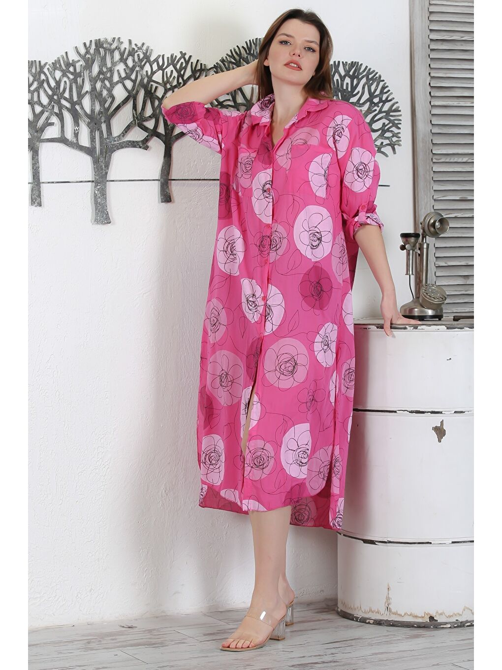 İtalyan Fuşya Düğmeli Uzun Kollu Çiçekli Çift Cepli Casual Dokuma Yazlık Elbise