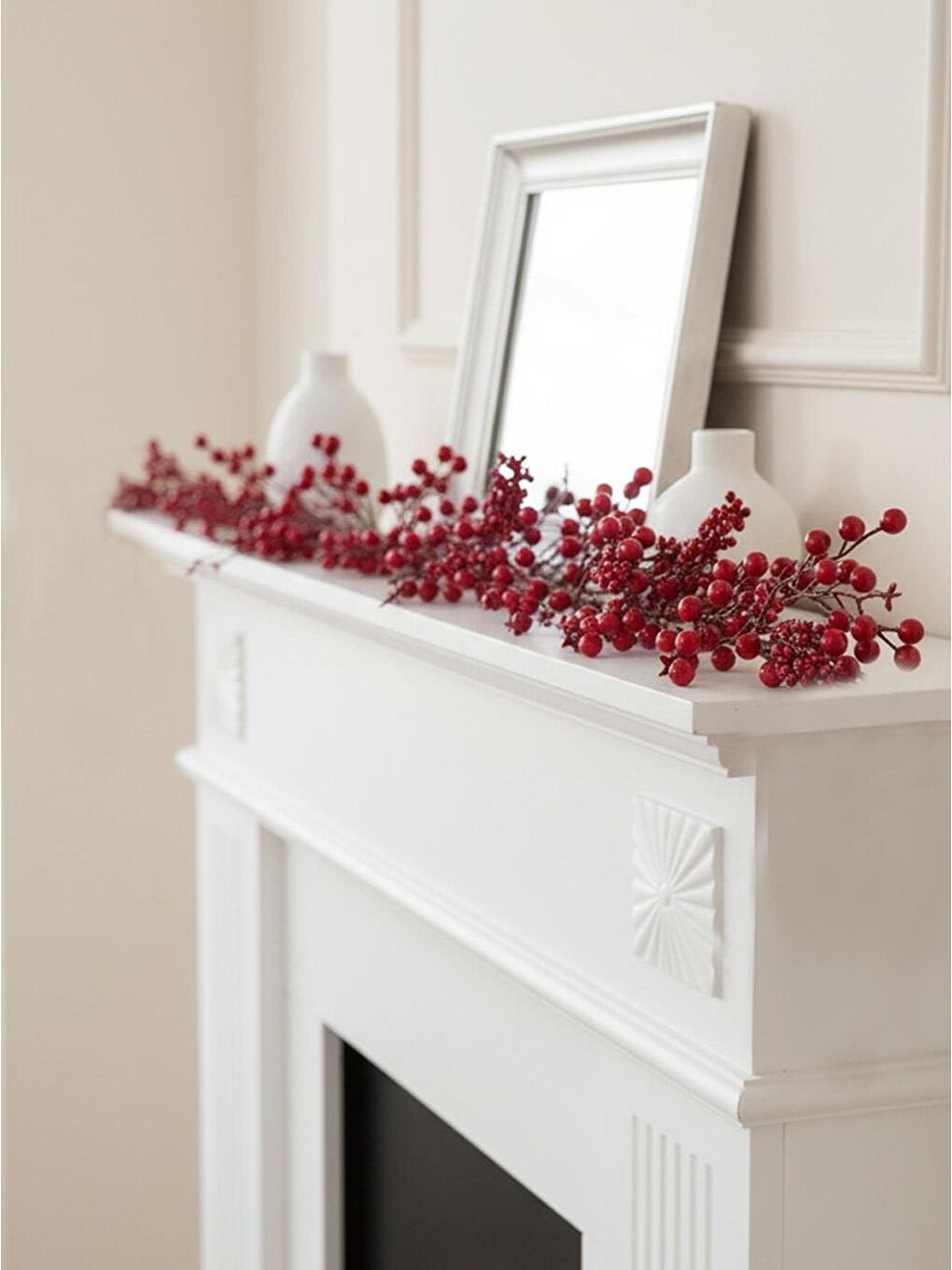 Kırmızı Yılbaşı Dekor Süsleri Kokina Berry Mini Meyve Detaylı Garland 150 cm