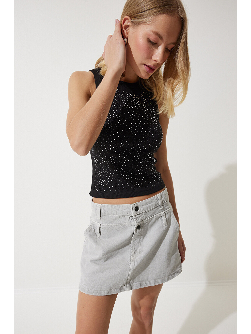 Siyah Taş İşlemeli Crop Triko Bluz SİYAH LNJ0006-1