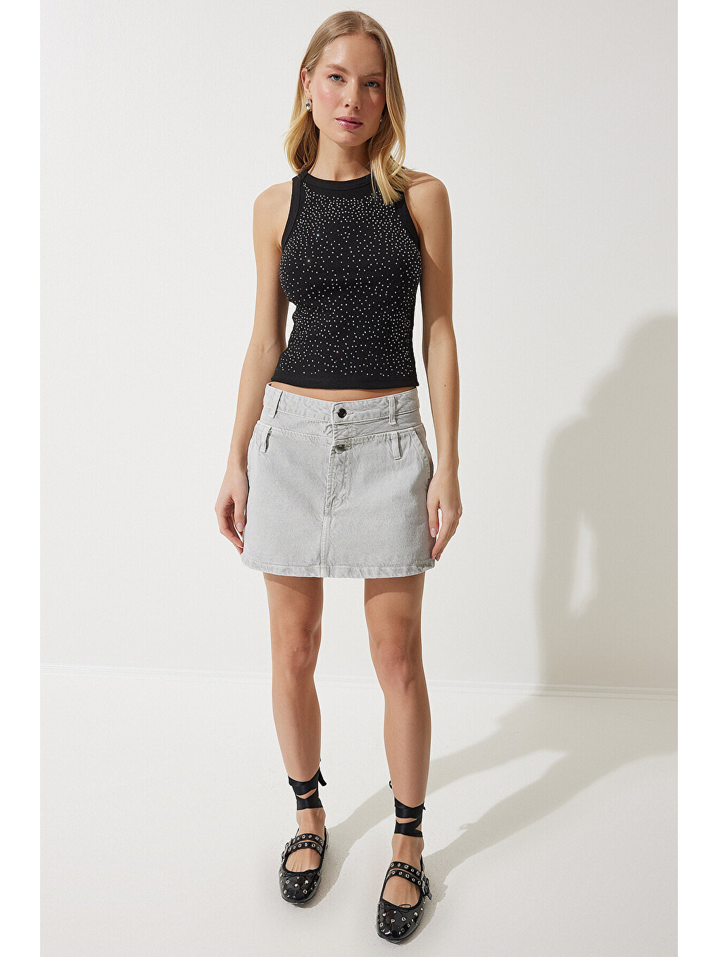 Siyah Taş İşlemeli Crop Triko Bluz SİYAH LNJ0006-2