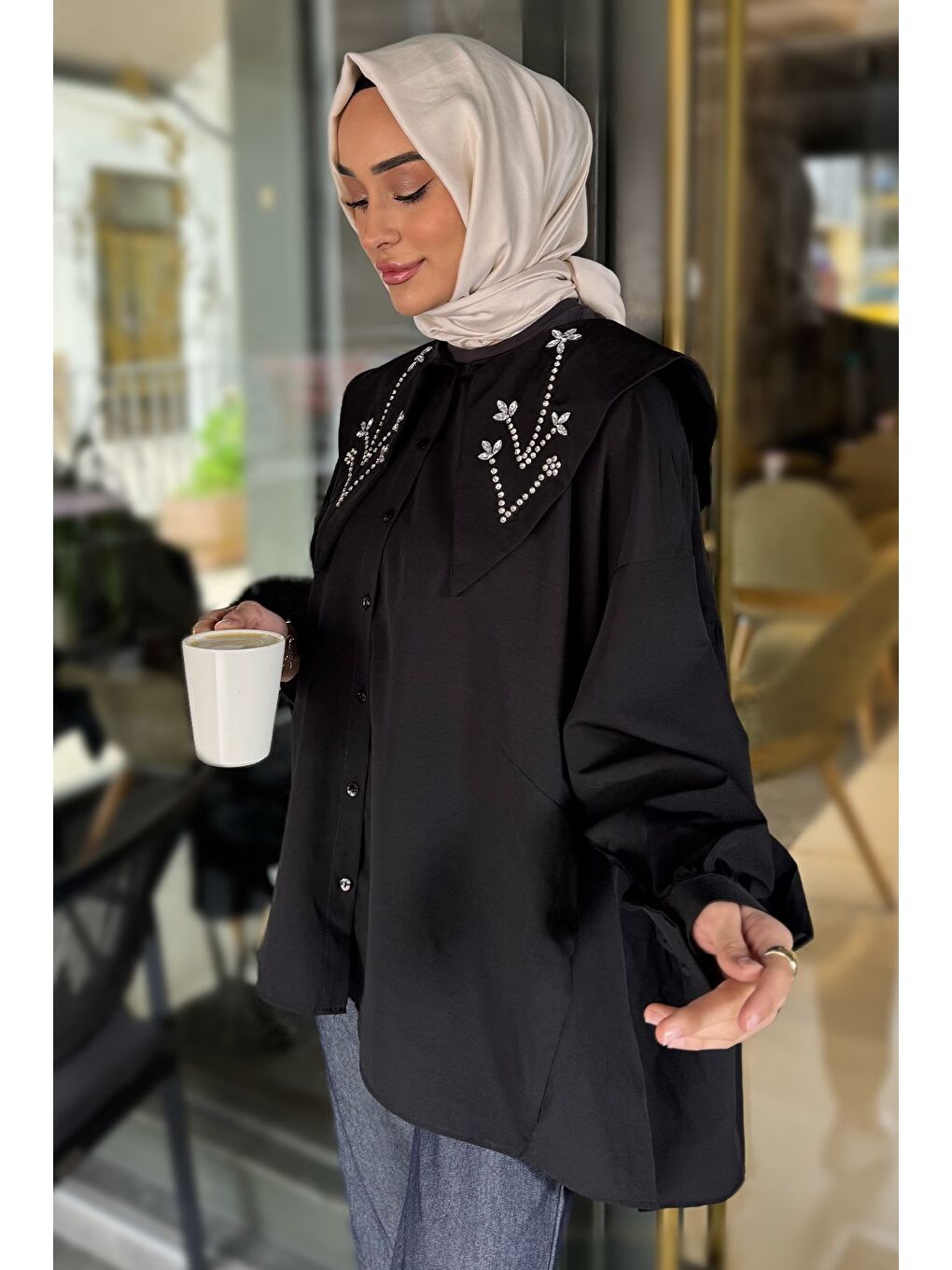 Siyah Yaka Taş Detaylı Oversize Tesettür Tunik-2