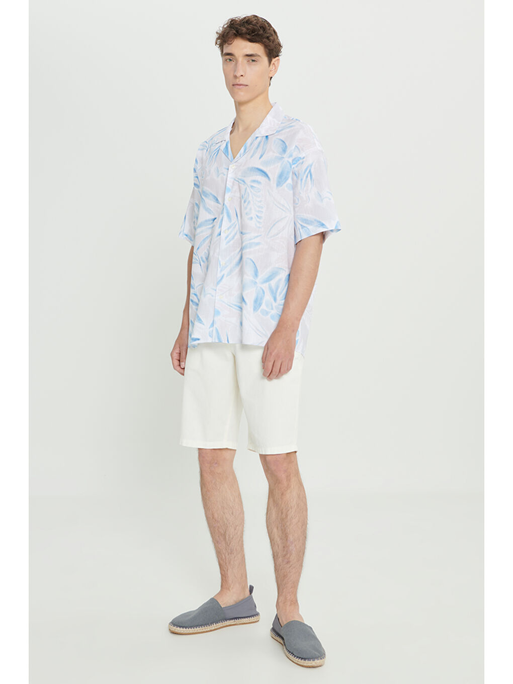 Erkek Beyaz Comfort Fit Rahat Kesim Yan Cepli Keten Şort-2