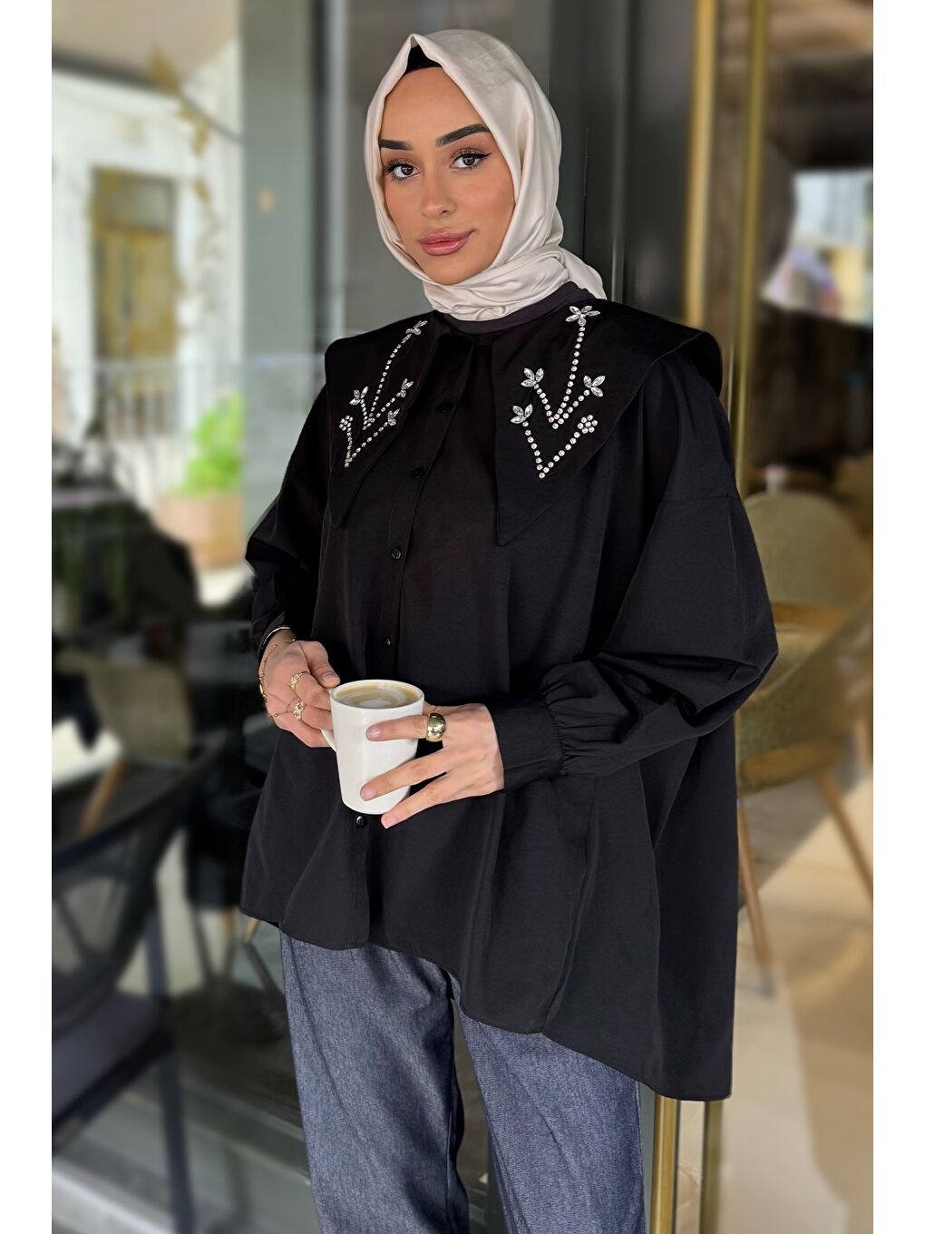 Siyah Yaka Taş Detaylı Oversize Tesettür Tunik-5