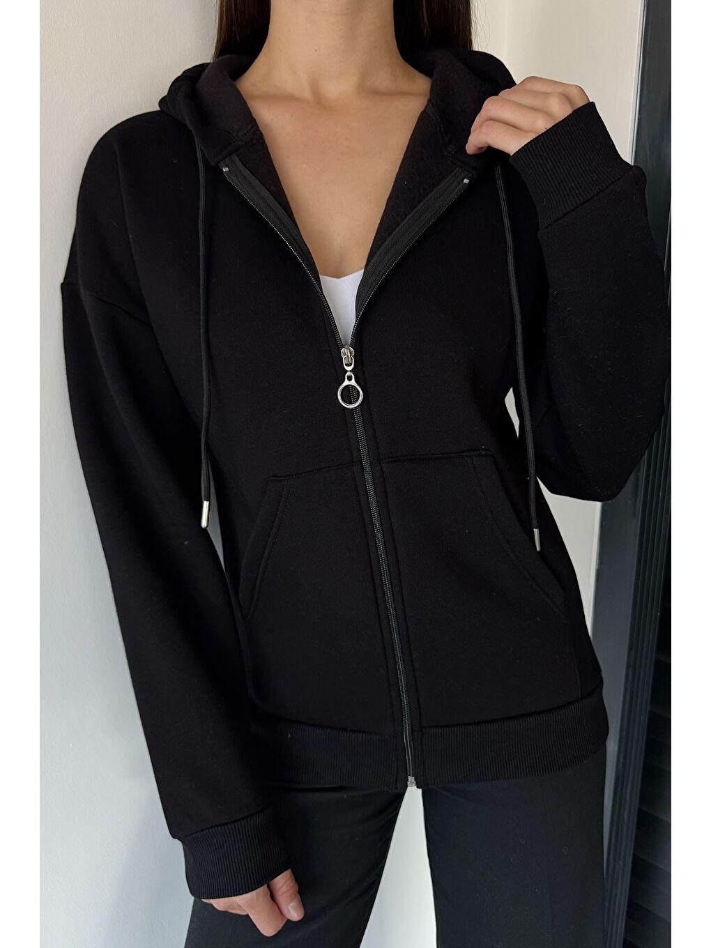 Siyah Kadın Üç İplik Şardonlu Kapüşonlu Sweatshirt-1