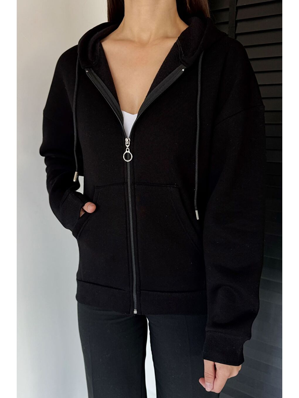 Siyah Kadın Üç İplik Şardonlu Kapüşonlu Sweatshirt-2