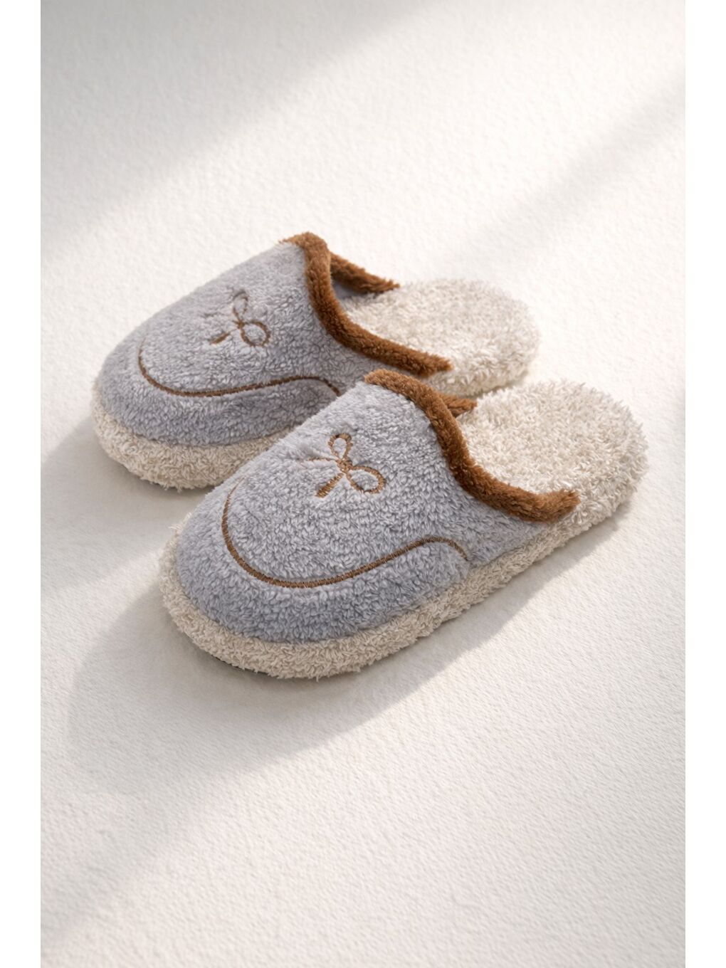 Karışık 3'lü Paket AMORE Kapalı Kadın Terlik Ev Terliği-1