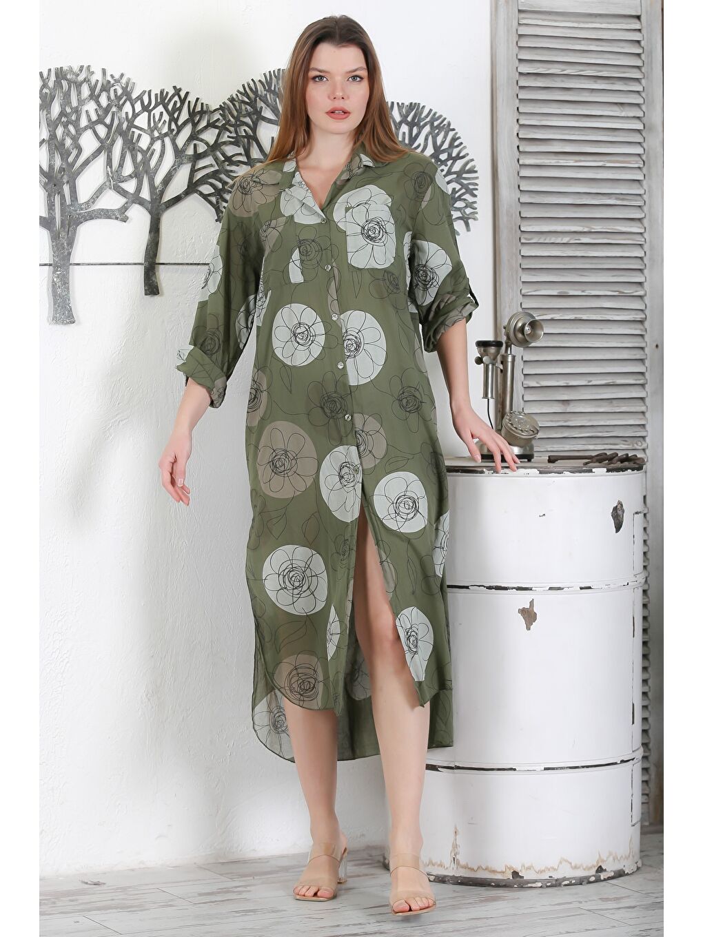 İtalyan Koyu Yeşil Düğmeli Uzun Kollu Çiçekli Çift Cepli Casual Dokuma Yazlık Elbise 130 65-1