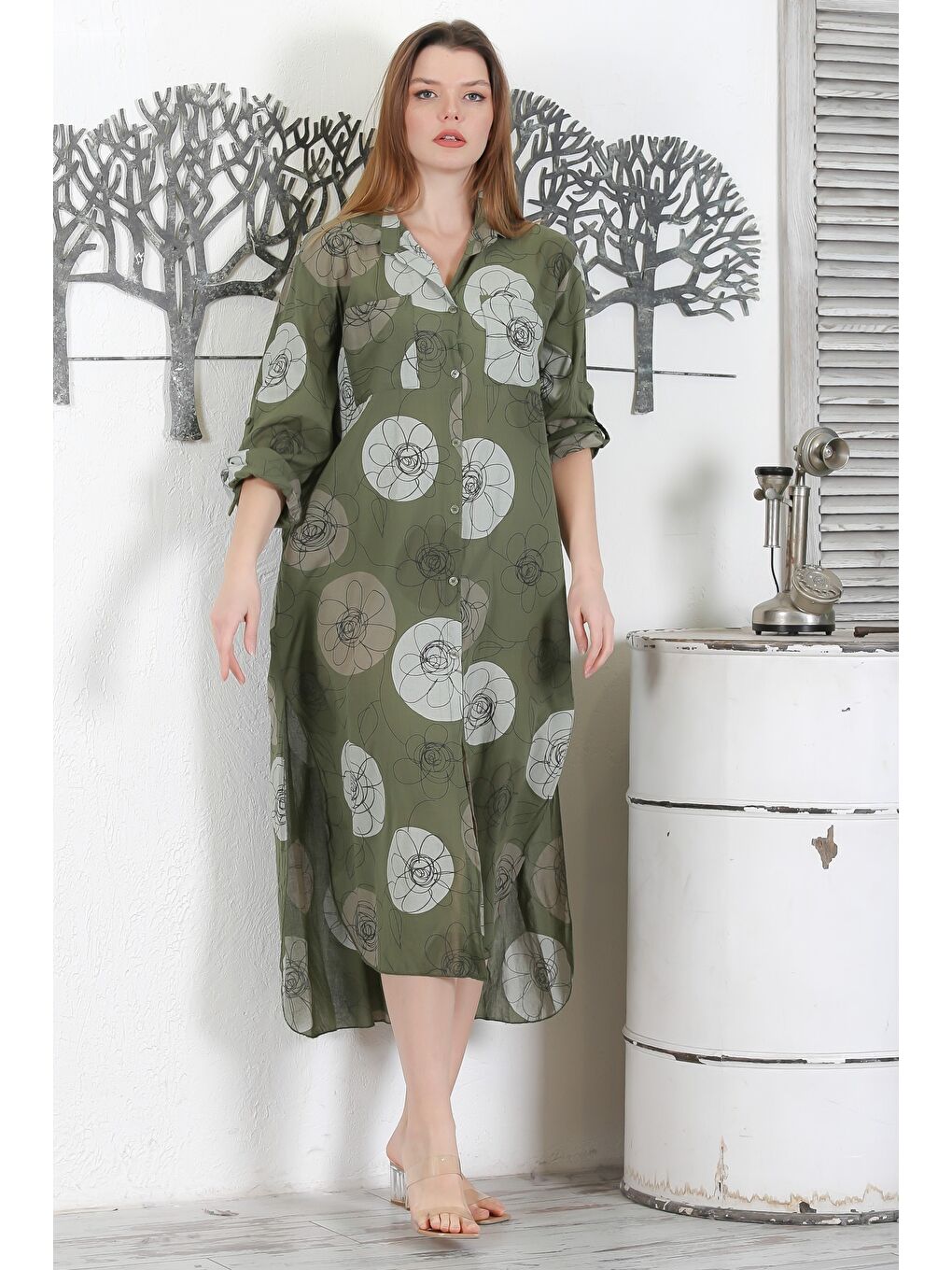 İtalyan Koyu Yeşil Düğmeli Uzun Kollu Çiçekli Çift Cepli Casual Dokuma Yazlık Elbise 130 65-4