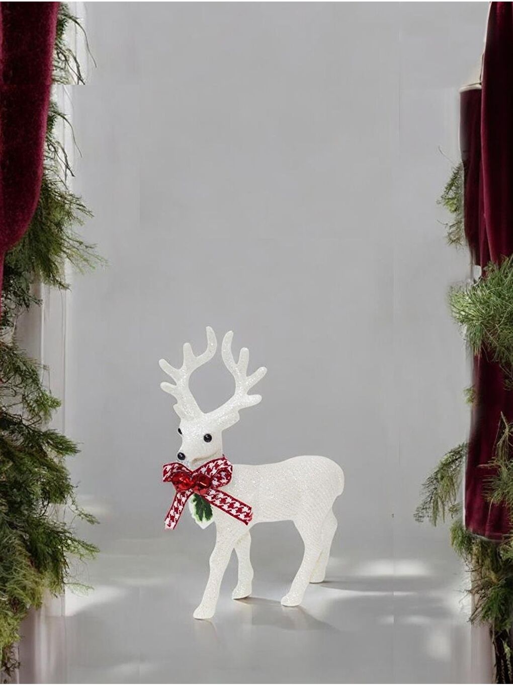 Yılbaşı Dekor Süsü Dekoratif Simli Geyik Beyaz 22 cm