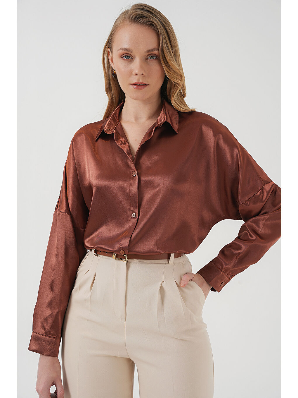Kahverengi 3985 Oversize Saten Gömlek - Taba