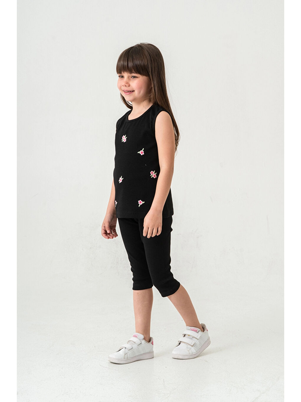 Siyah Çiçek Nakışlı Kız Bebek Takım 50358-3