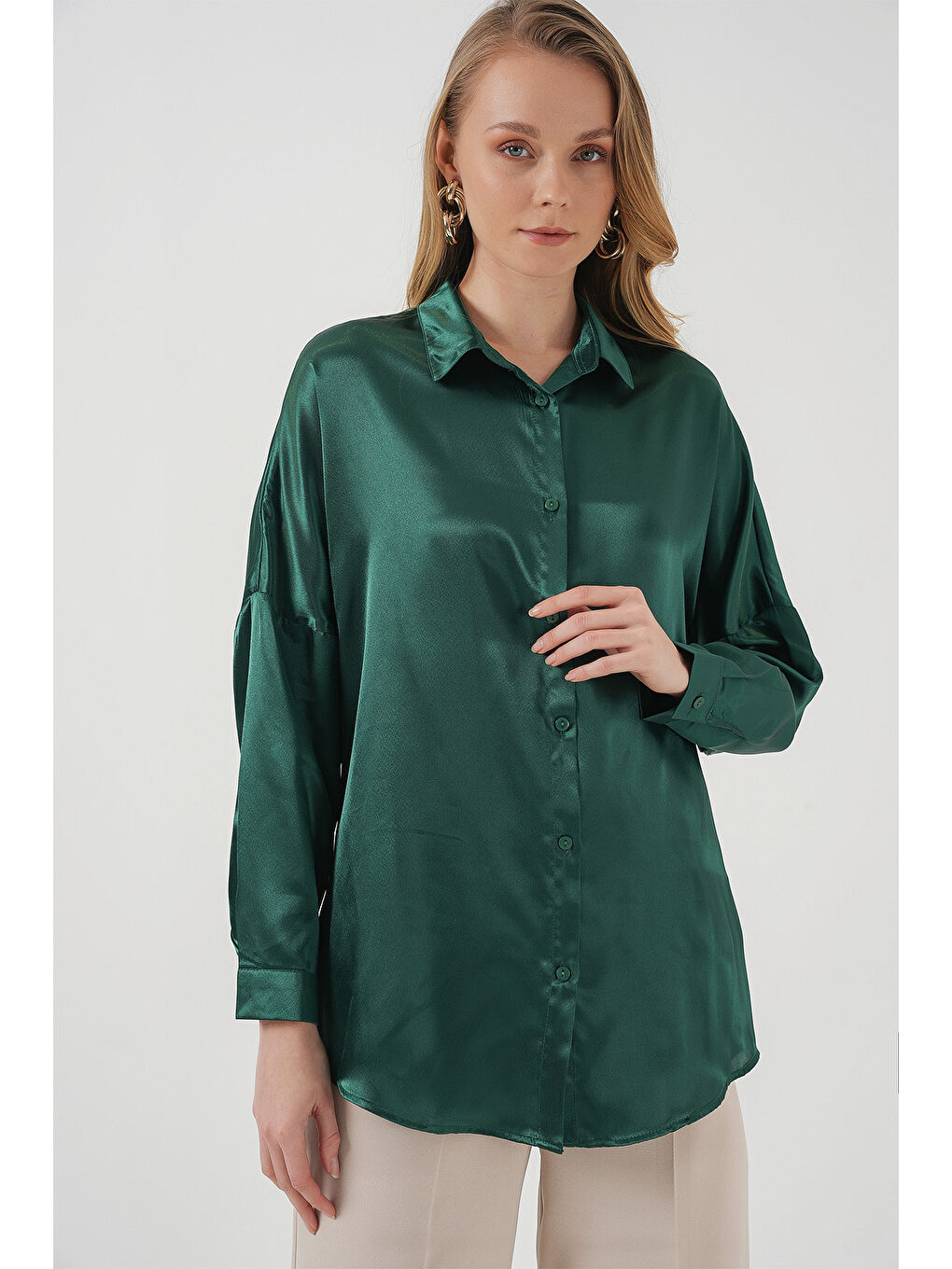 3985 Oversize Saten Gömlek - Zümrüt Yeşili