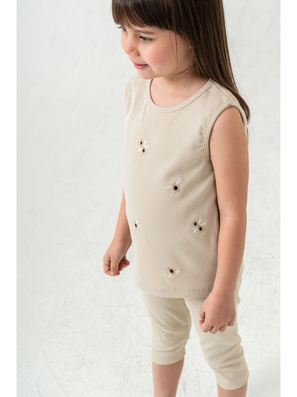 Bej Çiçek Nakışlı Kız Bebek Takım 50358-1