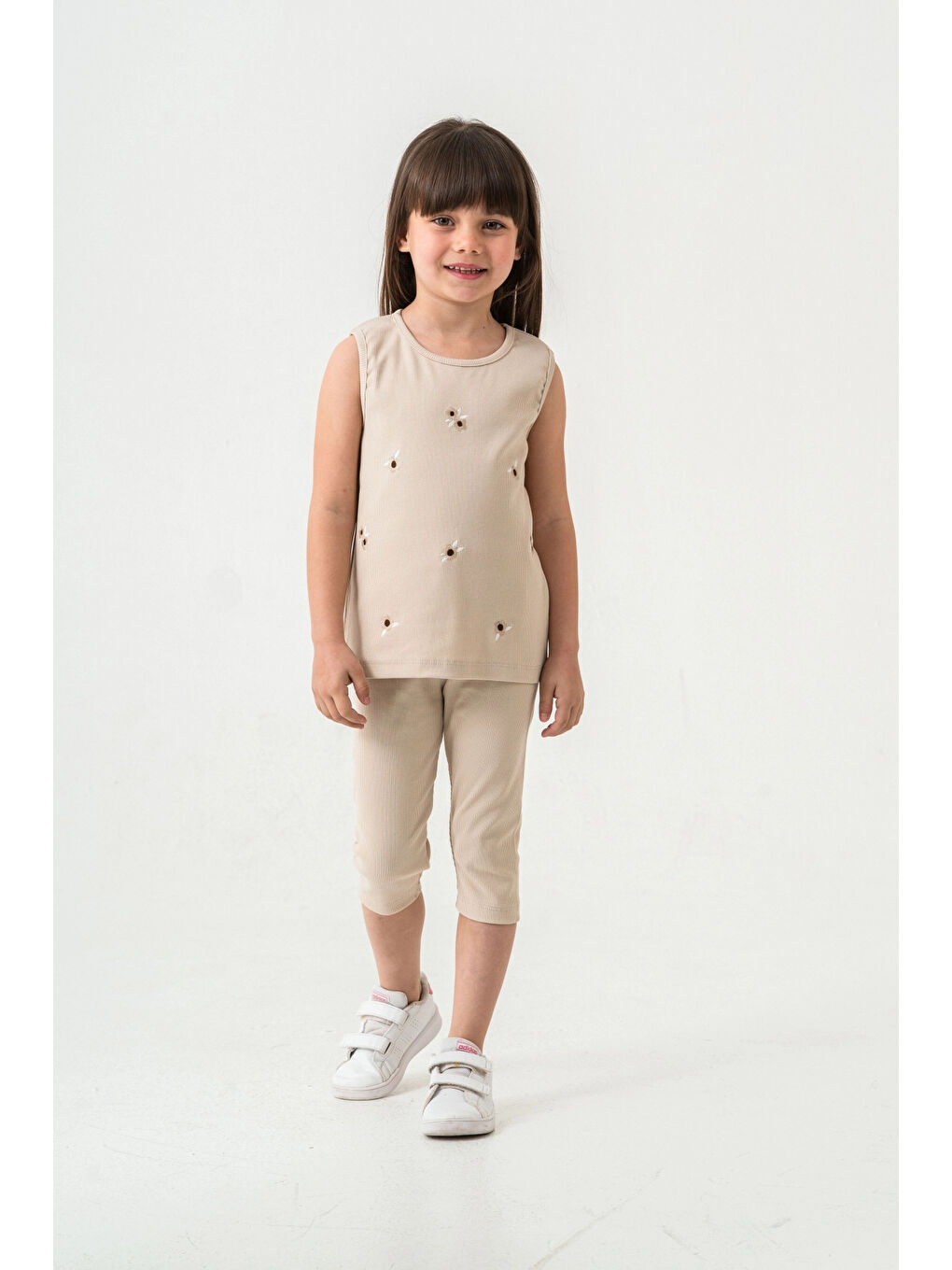 Bej Çiçek Nakışlı Kız Bebek Takım 50358-3