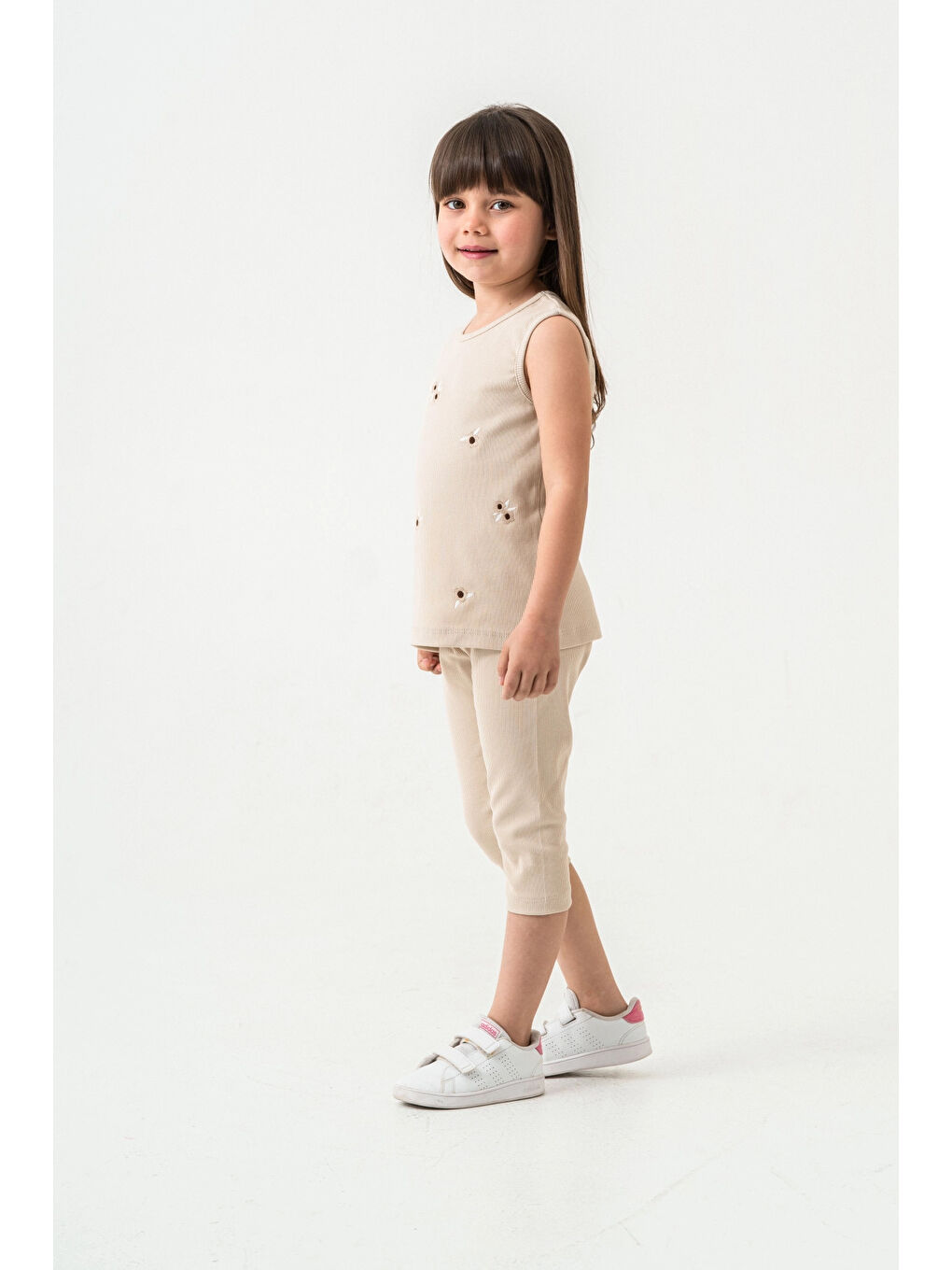 Bej Çiçek Nakışlı Kız Bebek Takım 50358-4