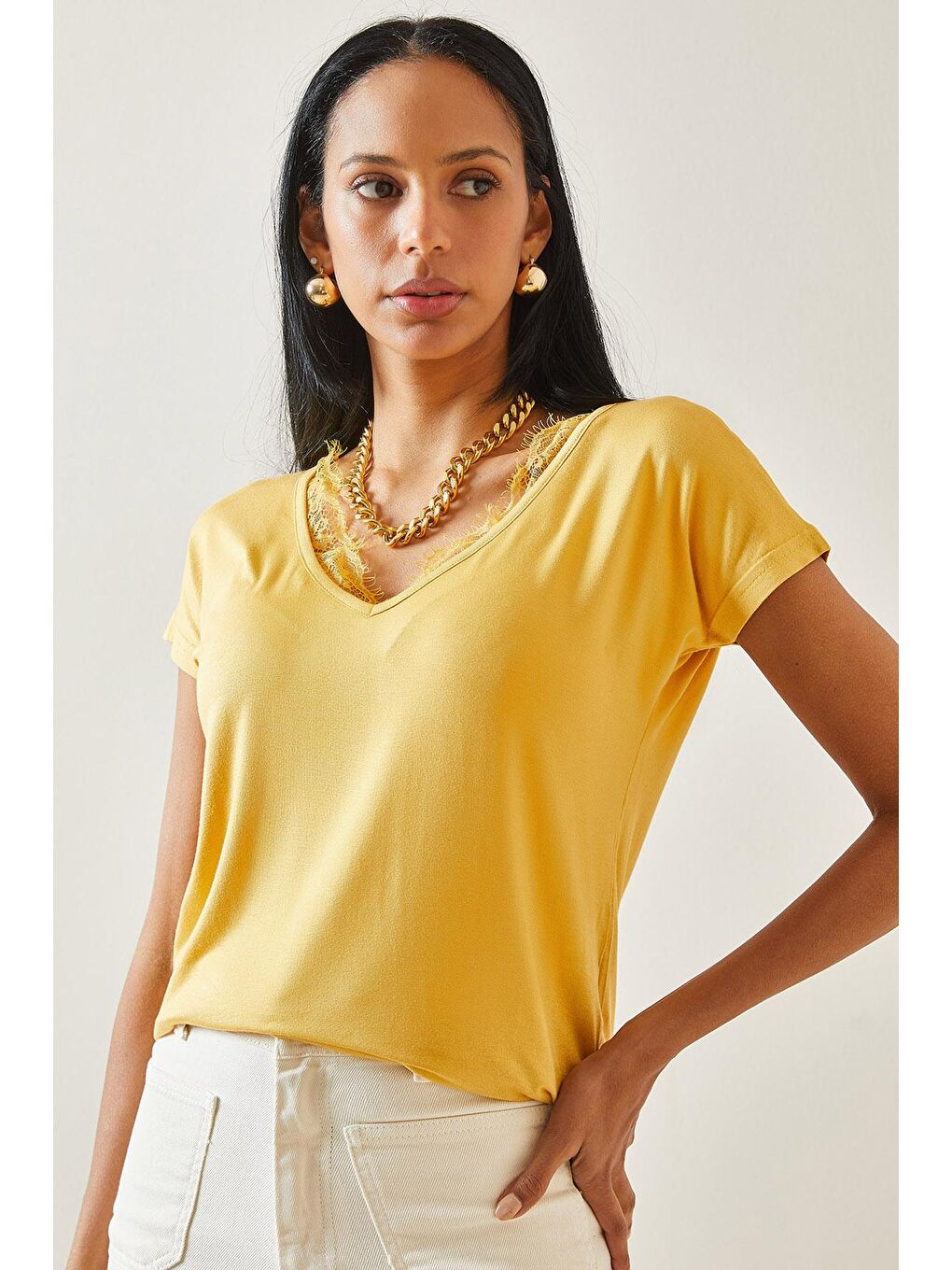 Kahverengi Hardal Dantel Detaylı V Yaka Bluz 0YXK2-43359-37-2