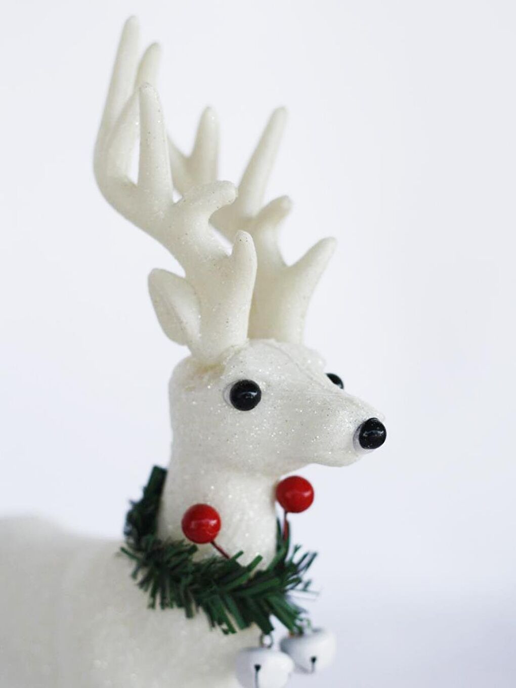 Yılbaşı Dekor Süsü Dekoratif Simli Geyik Beyaz 28 Cm-3