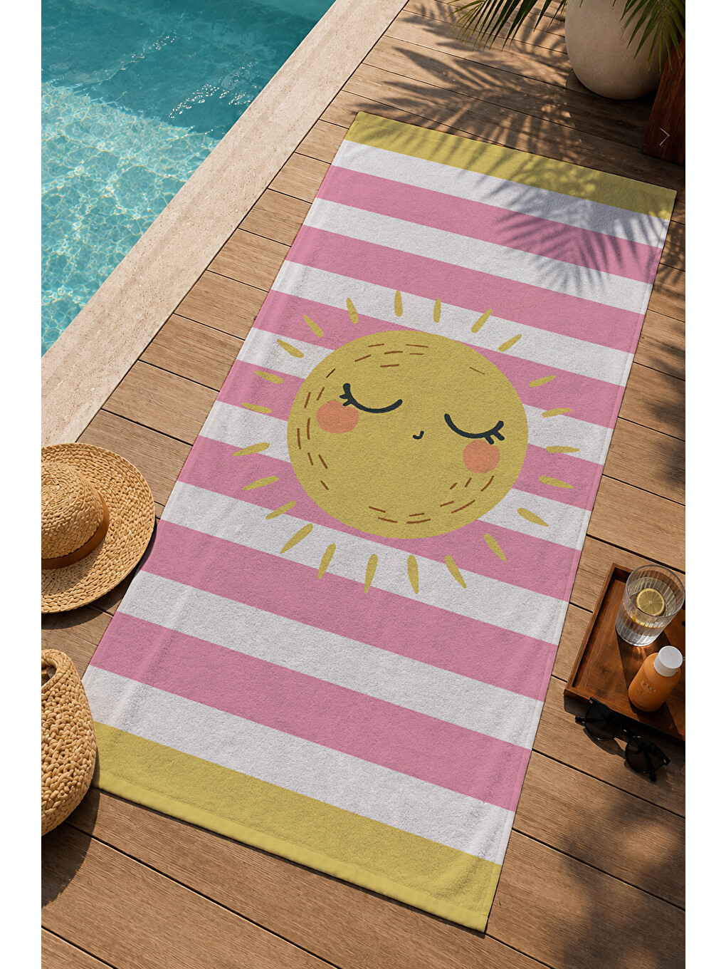 Milbay Grup Pembe Beyaz Çizgili Gülen Güneş Desenli 70x150 Cm Dijital Plaj Ve Banyo Havlusu-37390-2