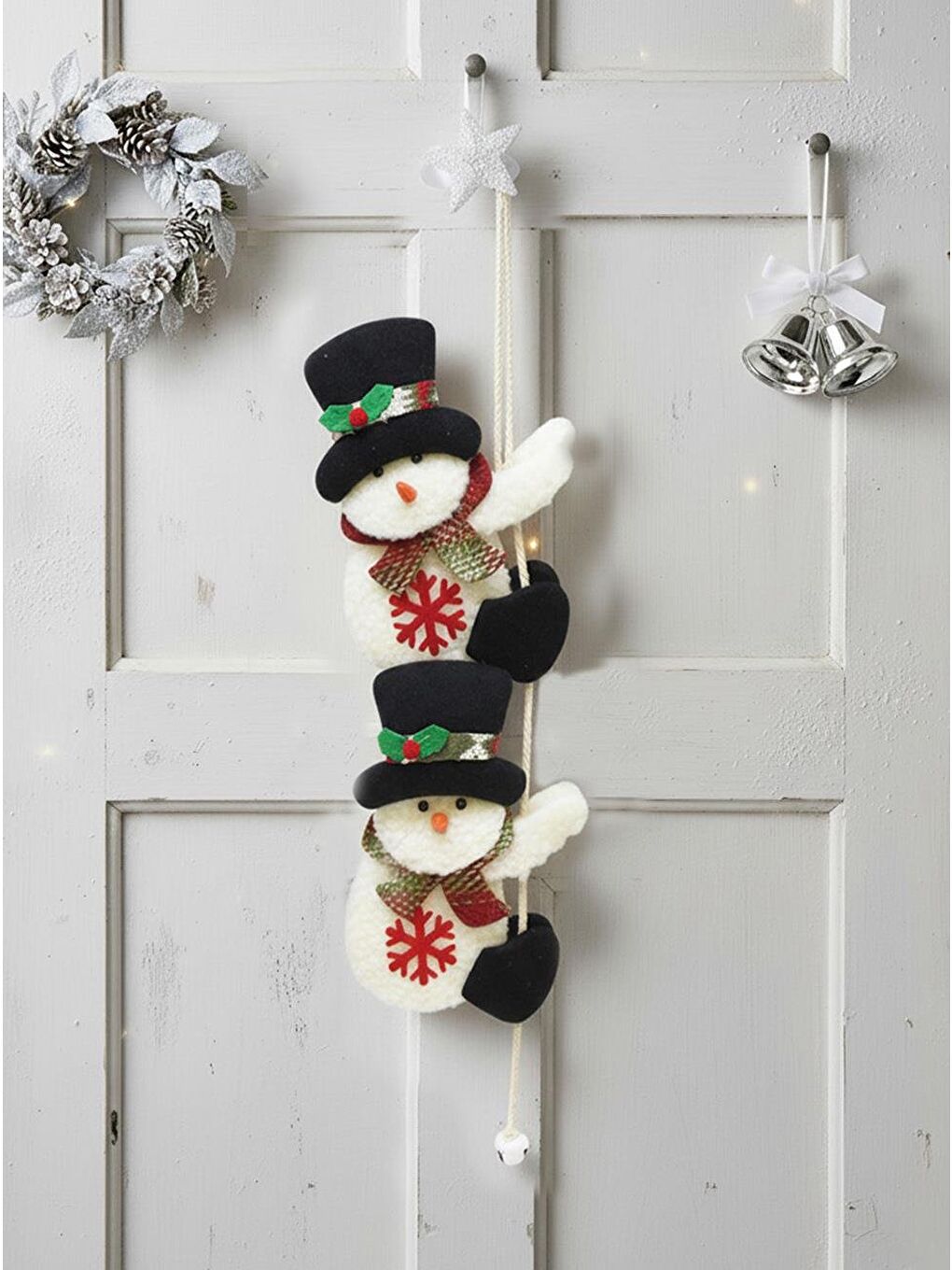 Kırmızı Yılbaşı Dekor Süsü İpe Tırmanan Kardan Adam Asılabilir Dekoratif Süs 56 cm