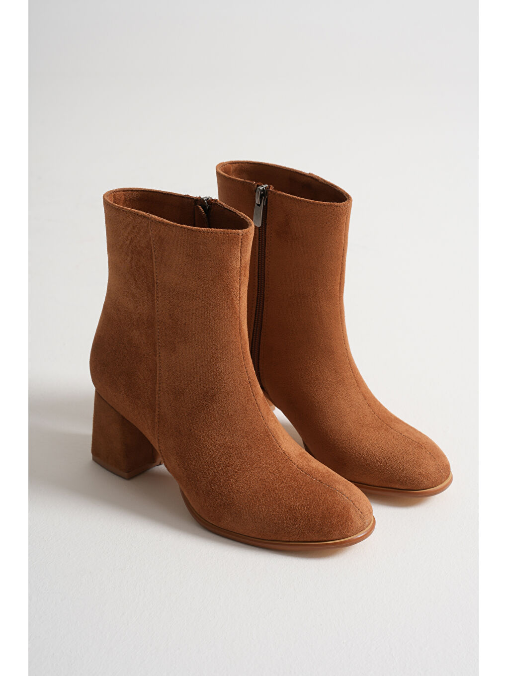Kahverengi Kadın Taba Neolit Taban Süet Görünümlü Fermuarlı Kalın Topuklu Bot-3