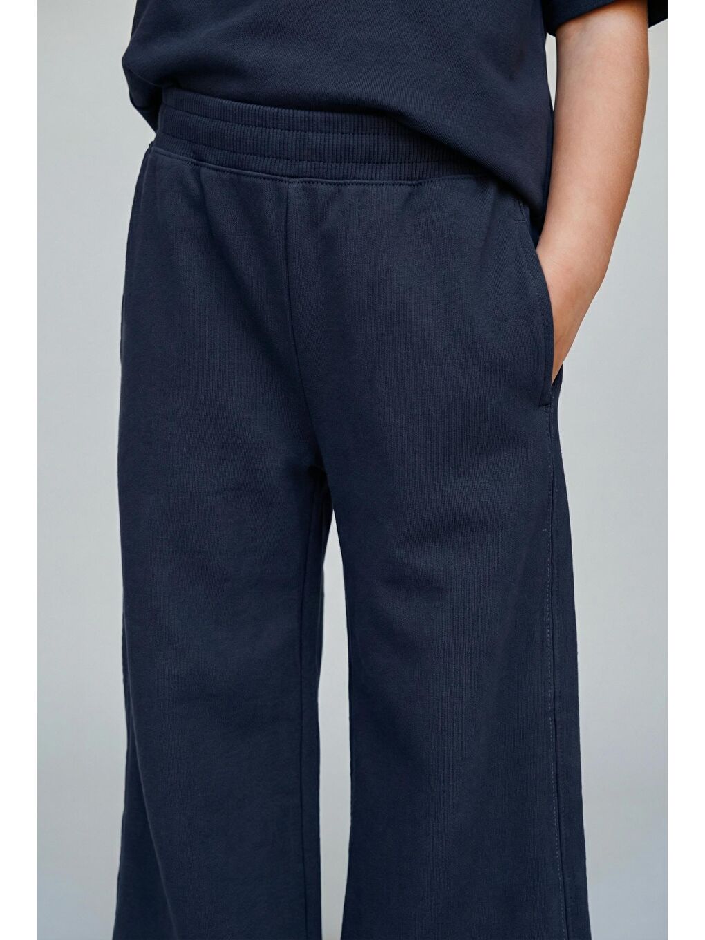 Kız Çocuk Pamuklu Lacivert T-Shirt Eşofman Takım-4