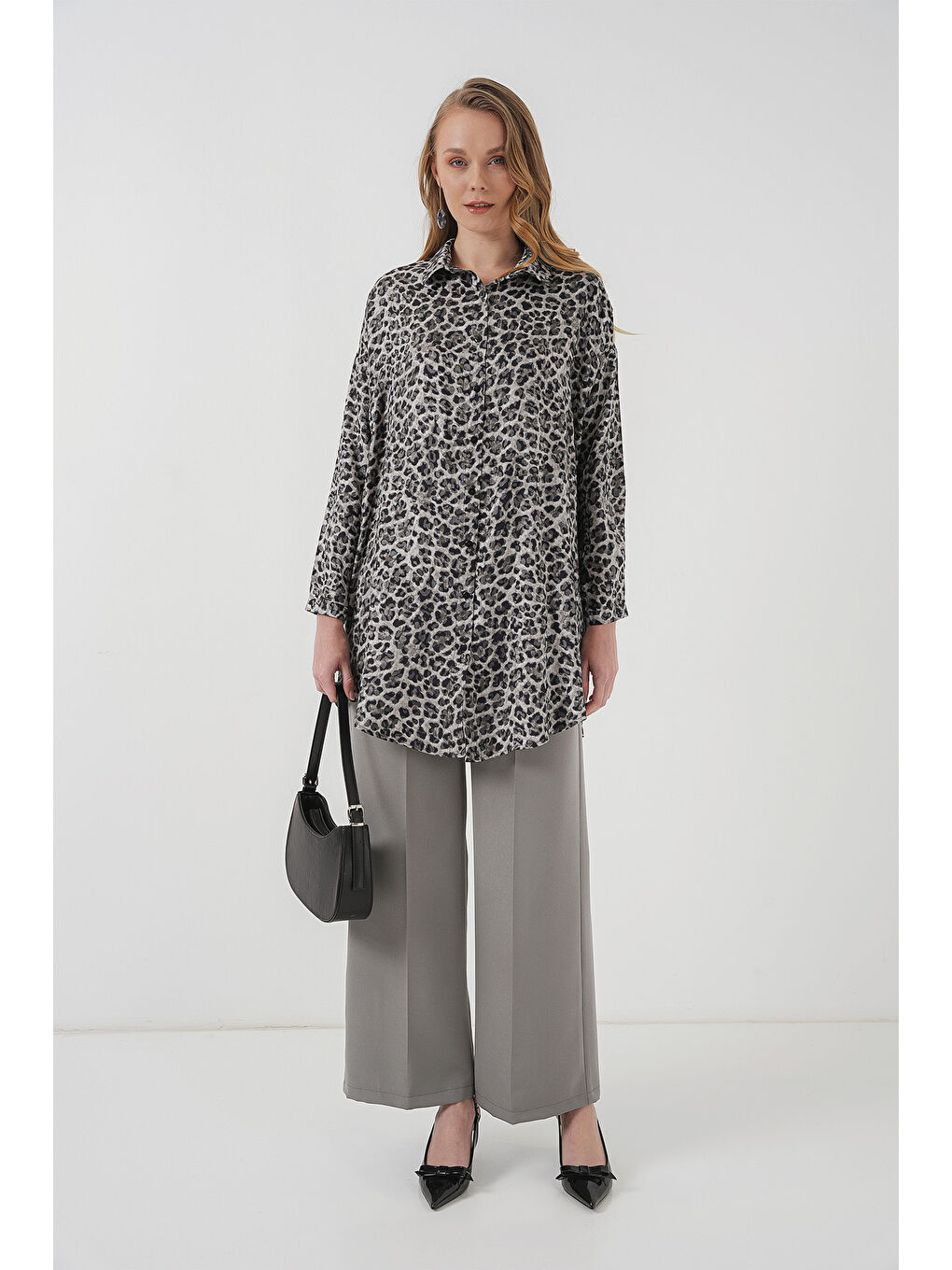 5944 Desenli Uzun Gömlek Tunik - Siyah-1