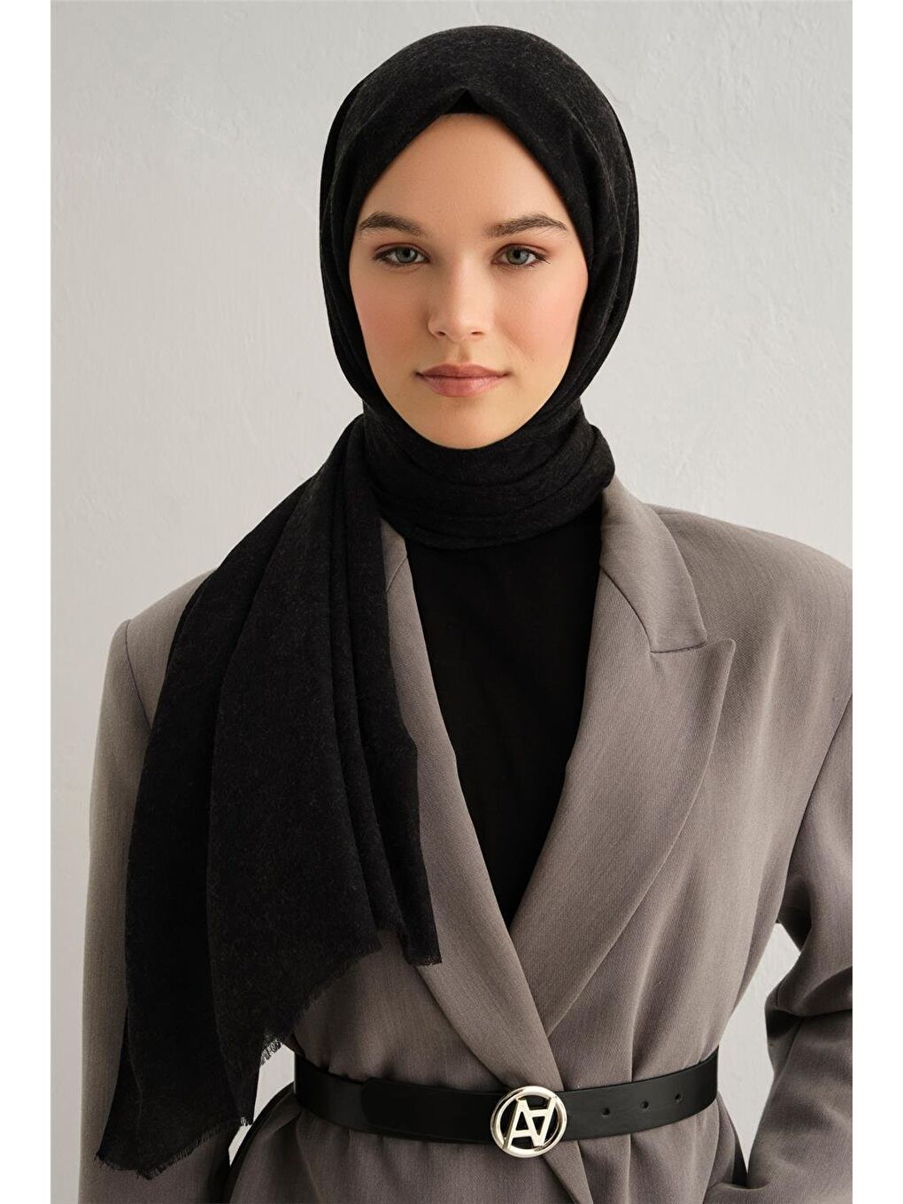 Siyah Lyocell Yün Geometrik Desen Şal 31-1