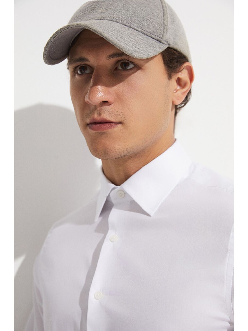 Beyaz Exclusıve Erkek Slim Fit Uzun Kol Gömlek