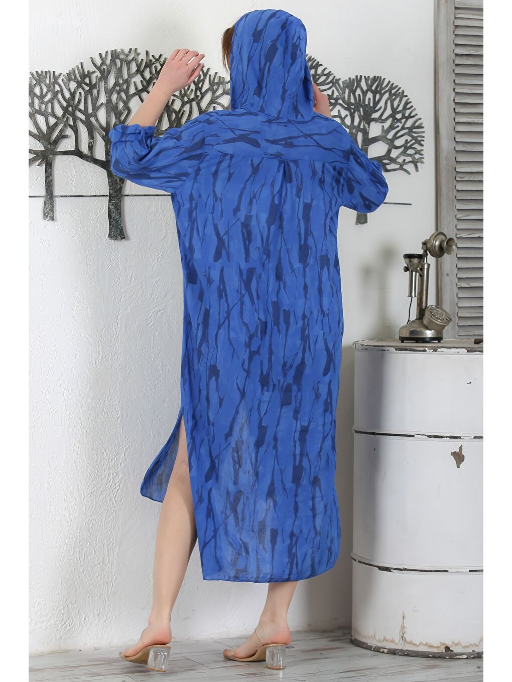 İtalyan Lacivert Düğmeli Uzun Kollu Desenli Çift Cepli Kapüşonlu Casual Dokuma Yazlık Elbise 130 65-7