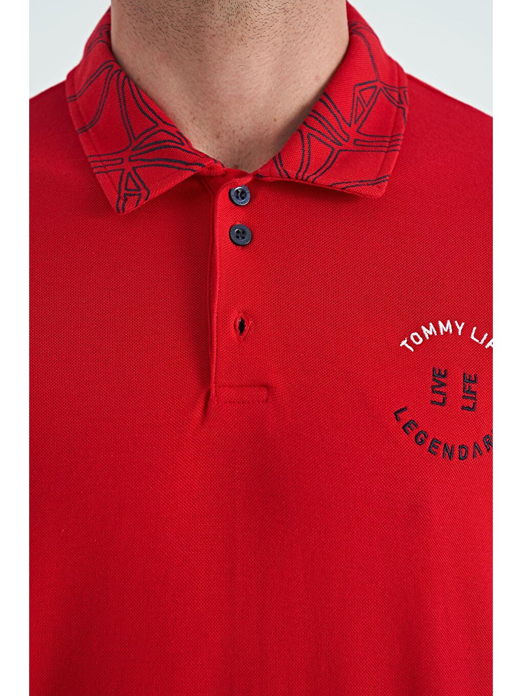 TOMMYLIFE Kırmızı Yazı Nakışlı Baskı Detaylı Standart Kalıp Polo Yaka Erkek T-Shirt - 88239 - 1