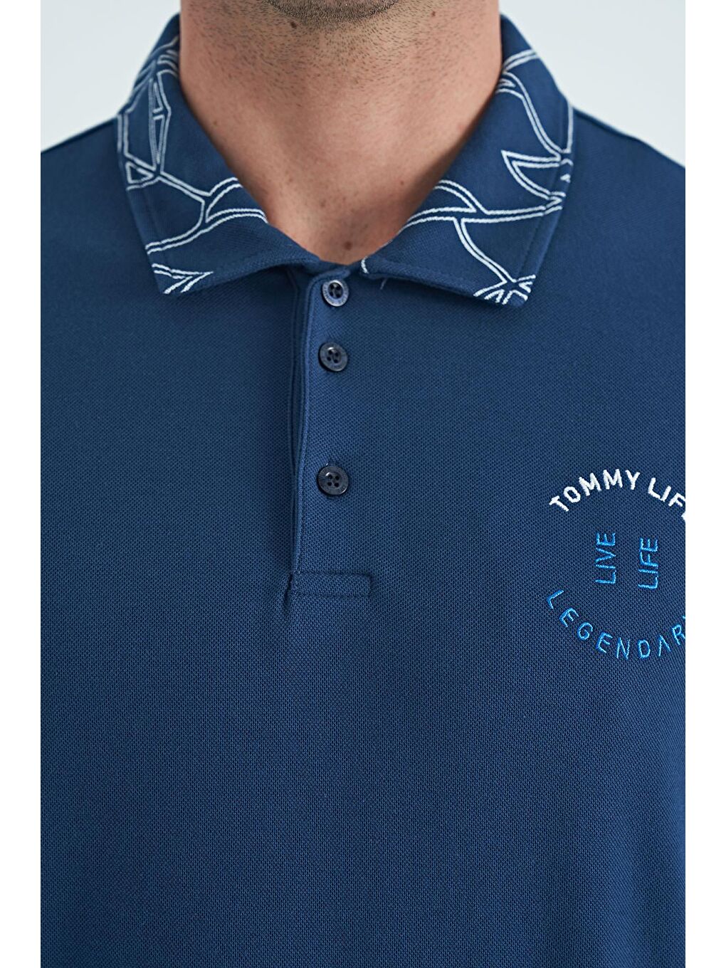 TOMMYLIFE İndigo Yazı Nakışlı Baskı Detaylı Standart Kalıp Polo Yaka Erkek T-Shirt - 88239 - 1