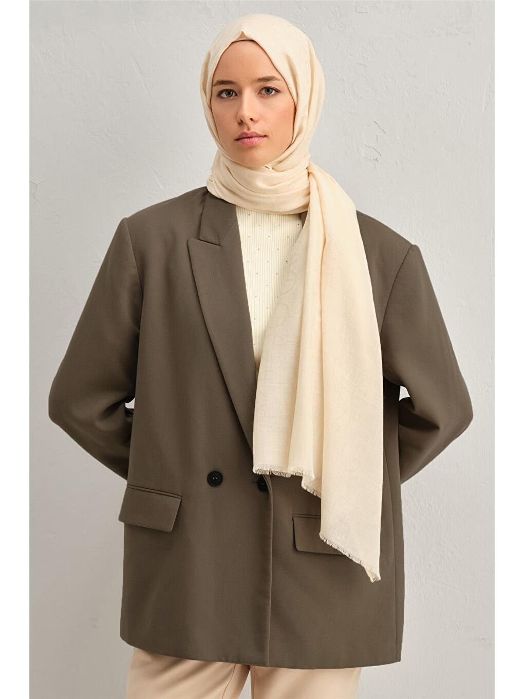 Bej Lyocell Yün Geometrik Desen Şal 04