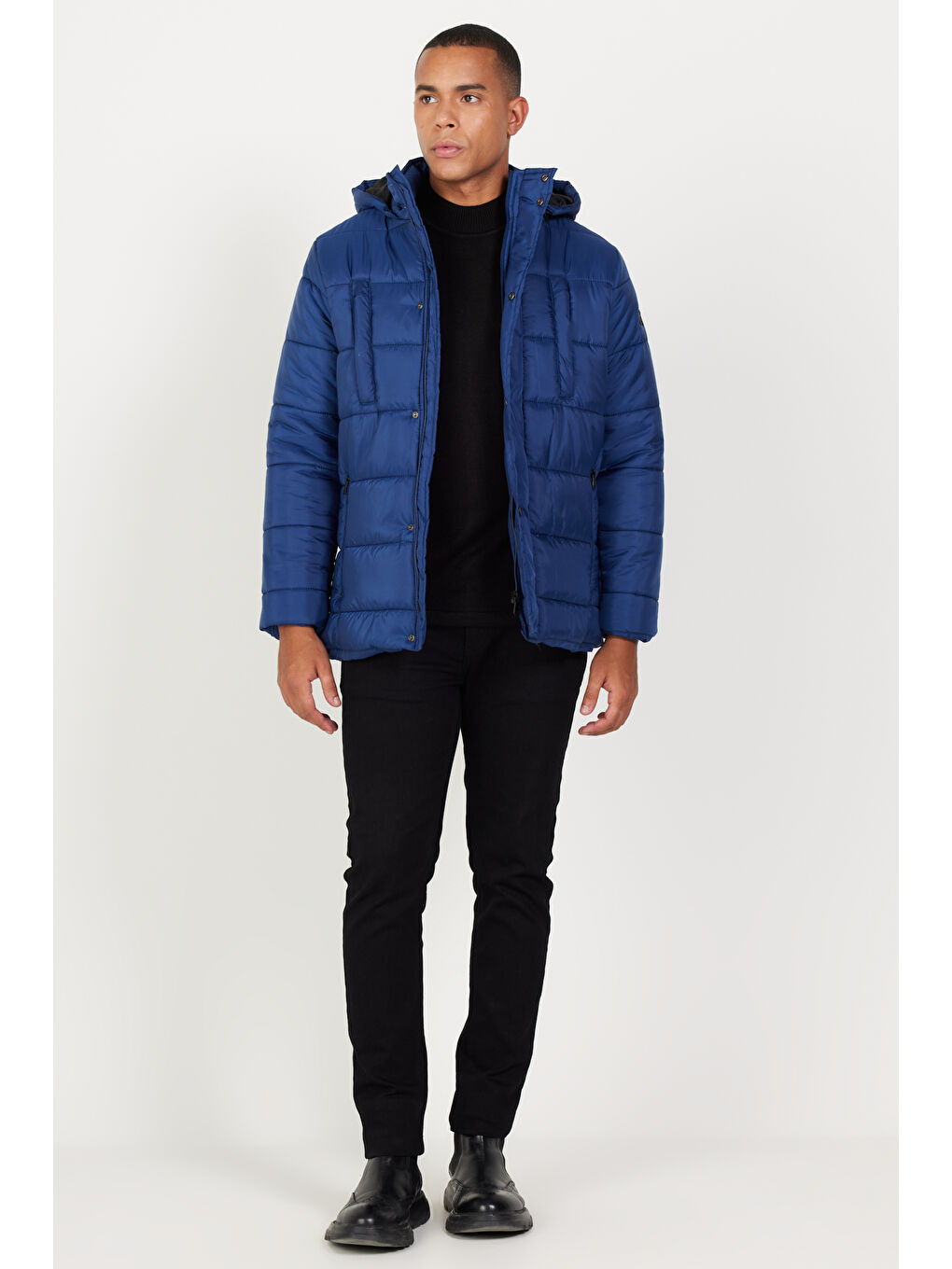 Erkek Mavi Standart Fit Normal Kesim Dik Yaka Dolgulu Outdoor Şişme Kaban Mont-1