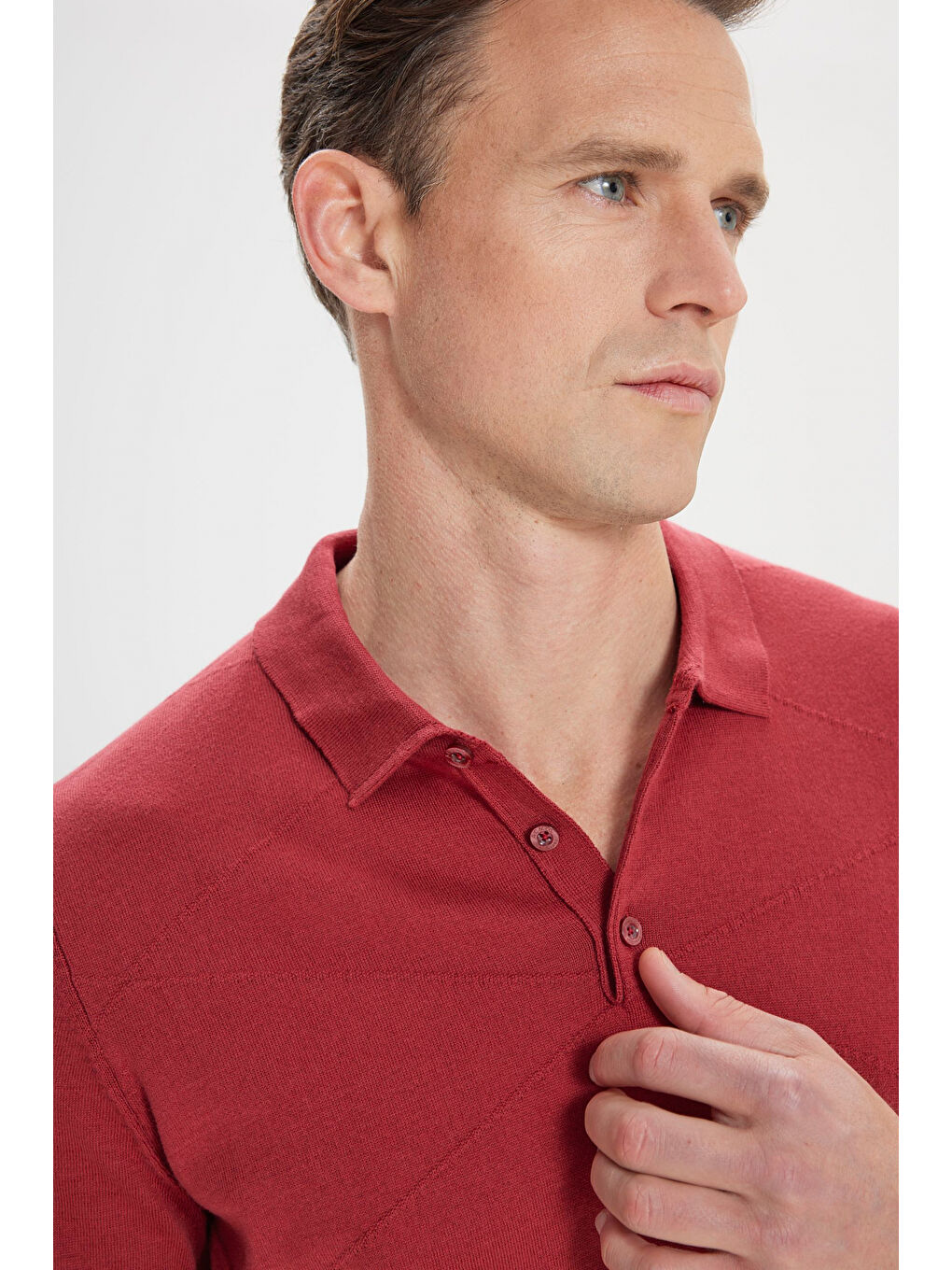 Erkek Bordo %100 Pamuk Standart Fit Normal Kesim Jakarlı Kendinden Desenli Polo Yaka Triko Kazak-3