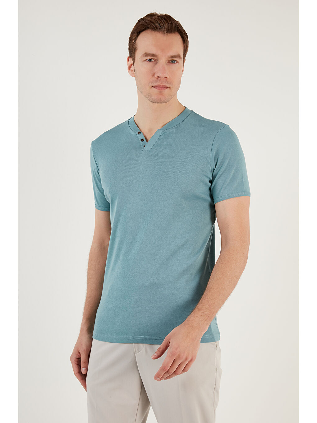 Gri Pamuklu Düğme Detaylı Slim Fit V Yaka 3'lü Paket %100 Pamuk Tişört 5902122S3-1