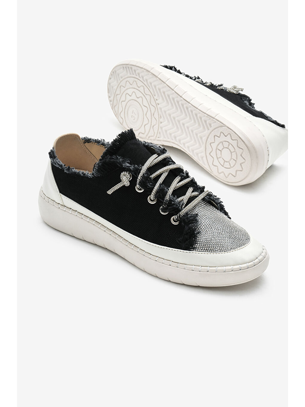 Kadın Siyah Poli Taban Denim Kumaş Taşlı Bağcıklı Spor Ayakkabı-3