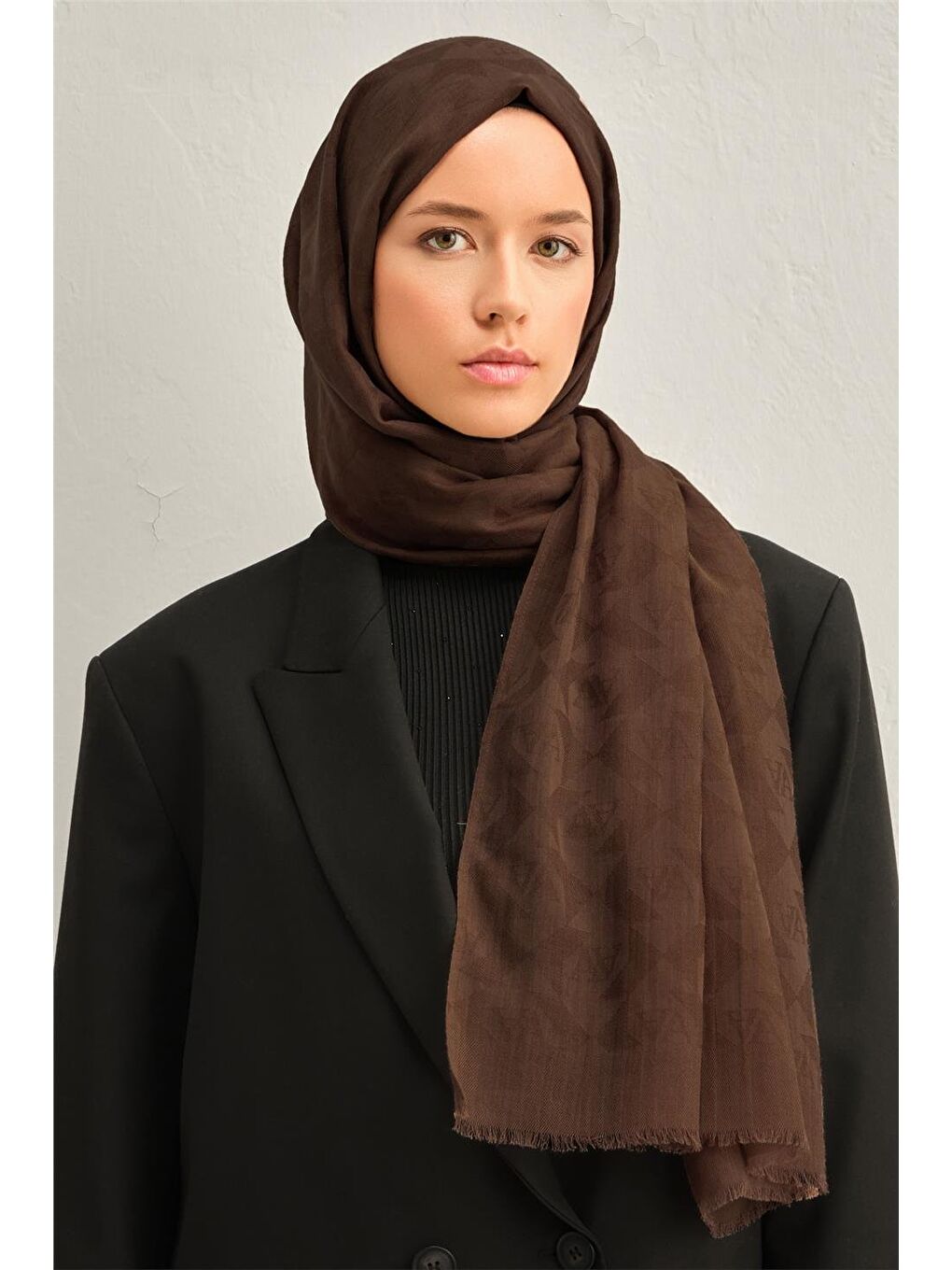 Kahverengi Lyocell Yün Monogram Desen Şal 06-1