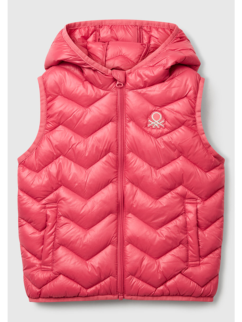 Kız Çocuk Fuşya Simli Logo İşlemeli Kapüşonlu Yelek