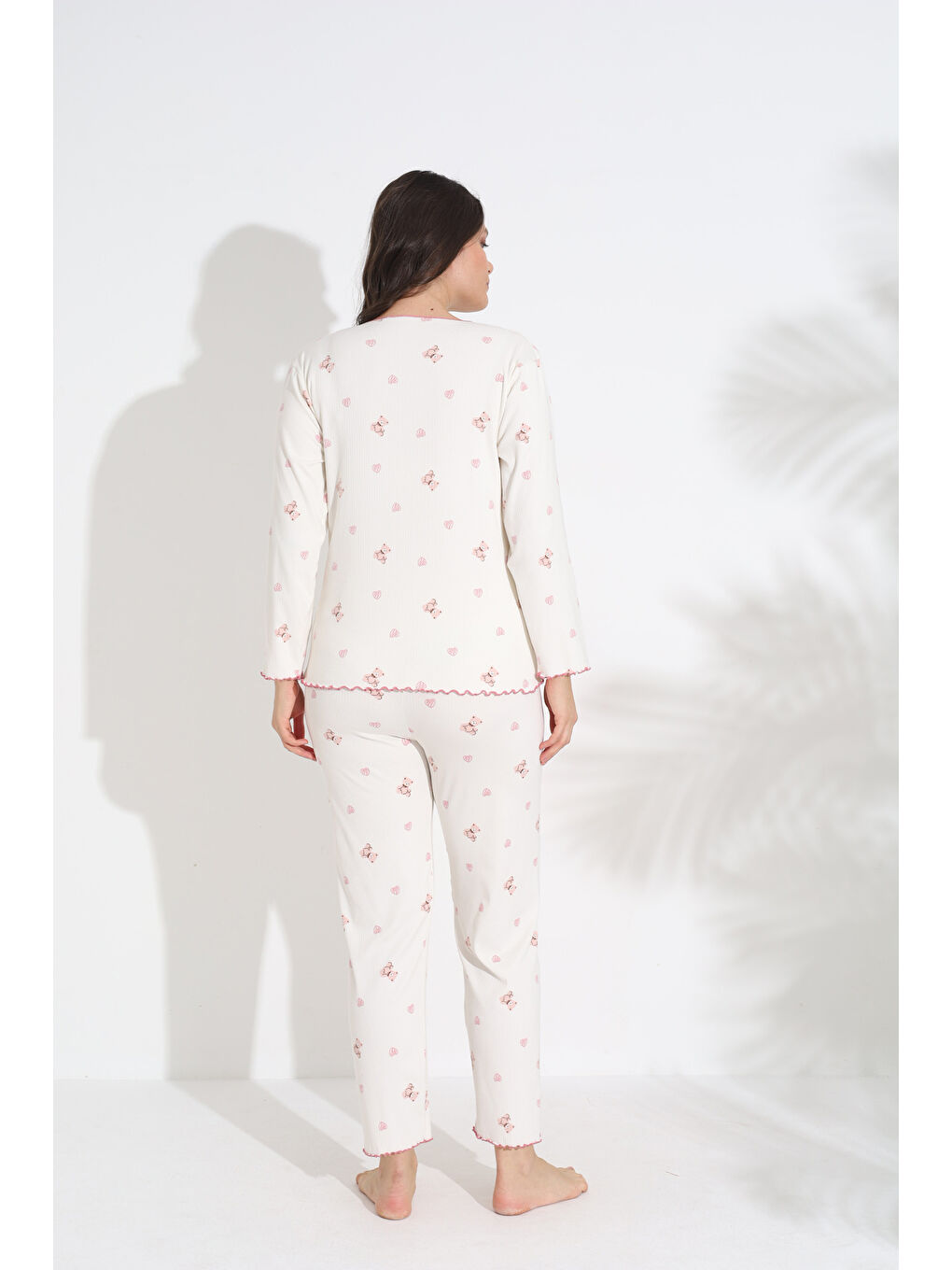 Ekru Fiyonk Detaylı Soft Kumaş Uzun Kollu Kadın Pijama Takımı 465-4