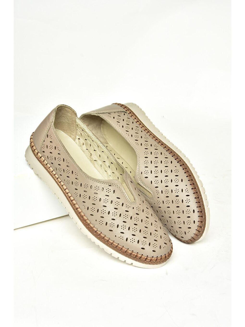 Bej U5553002 Vizon Kadın Ayakkabı-2