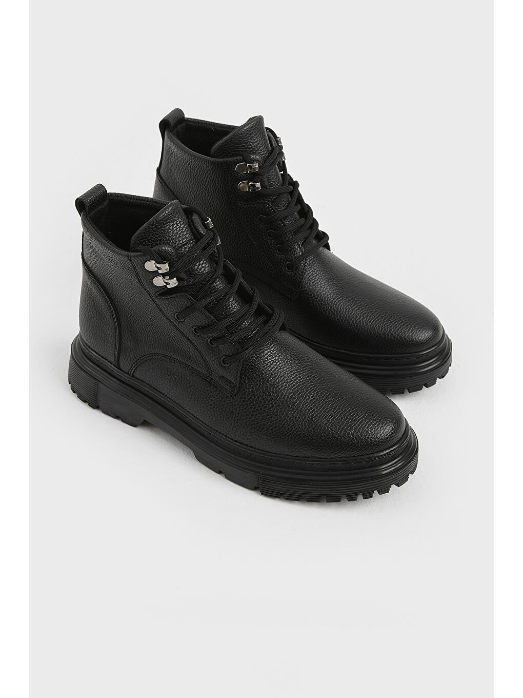 Erkek Siyah Kalın Poli Taban Bağcıklı Günlük Kışlık Bot-1