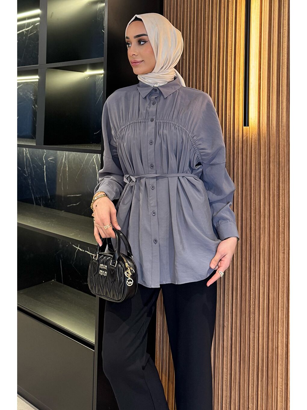 Gri Kadın Ön Büzgü Detaylı Bel Bağlamalı Tesettür Tunik-1