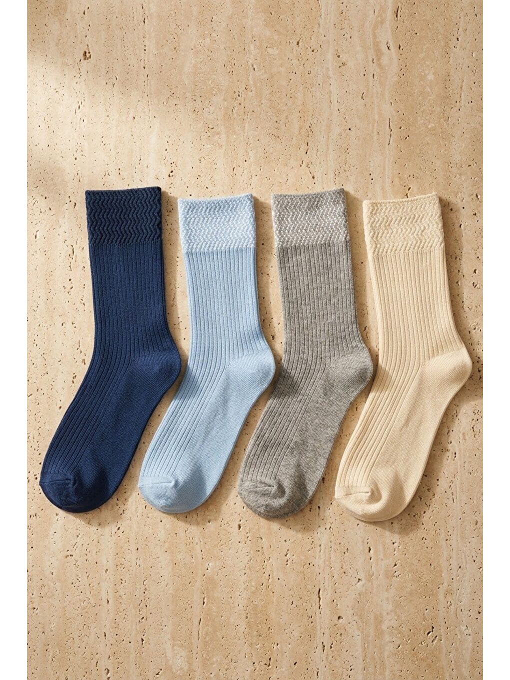 Karışık Kadın 4'Lü Kutulu Soket Çorap Seti