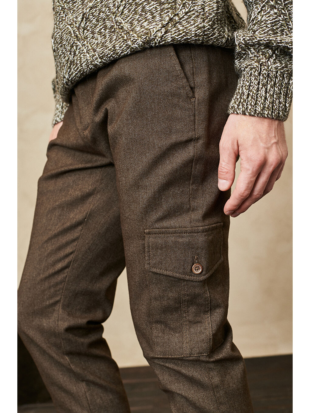Erkek Kahverengi Slim Fit Dar Kesim Diyagonal Desenli Kargo Cepli Esnek Pantolon-3